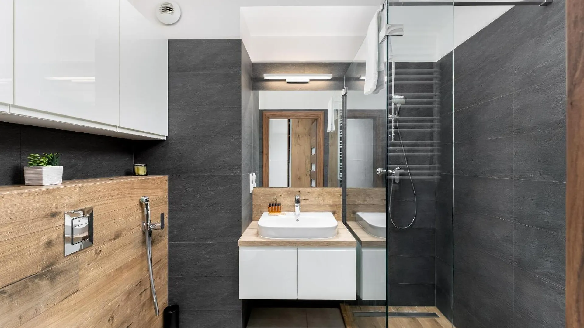 Cystersow Charming Apartment Krakow