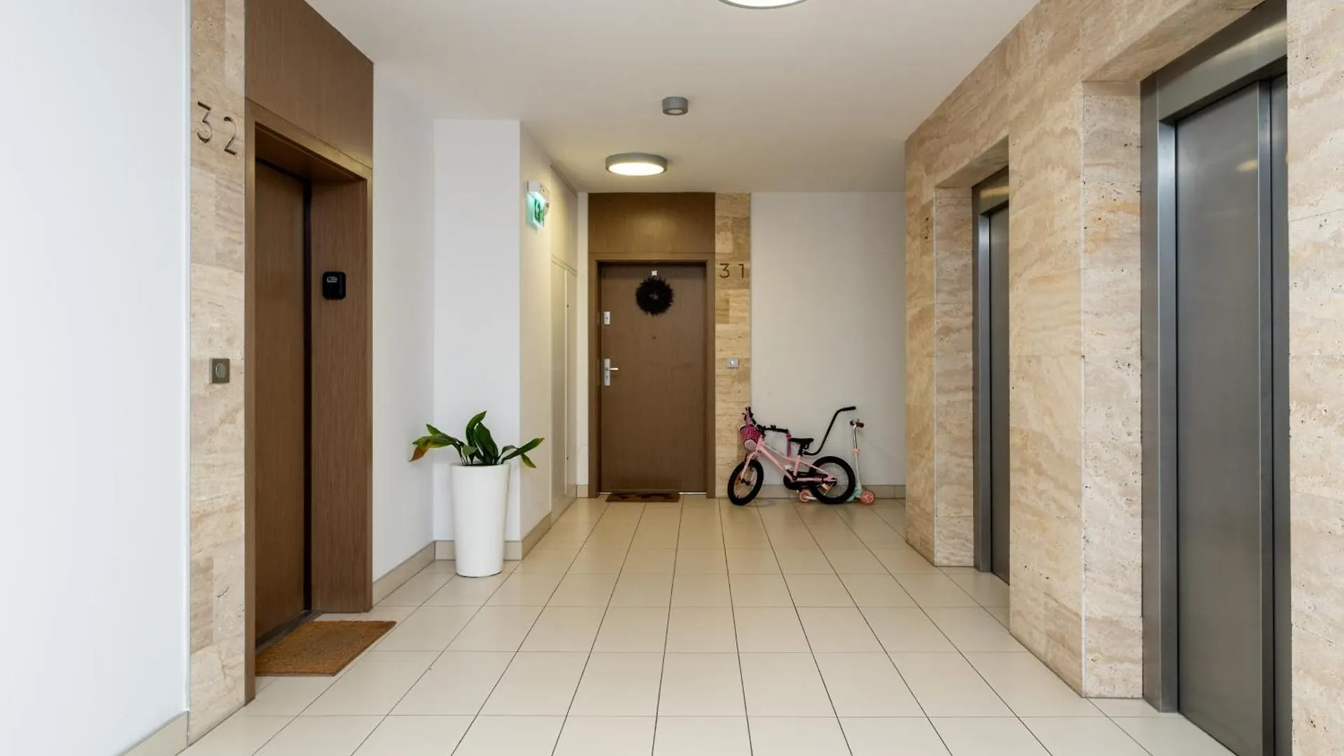 Cystersow Charming Apartment Krakow